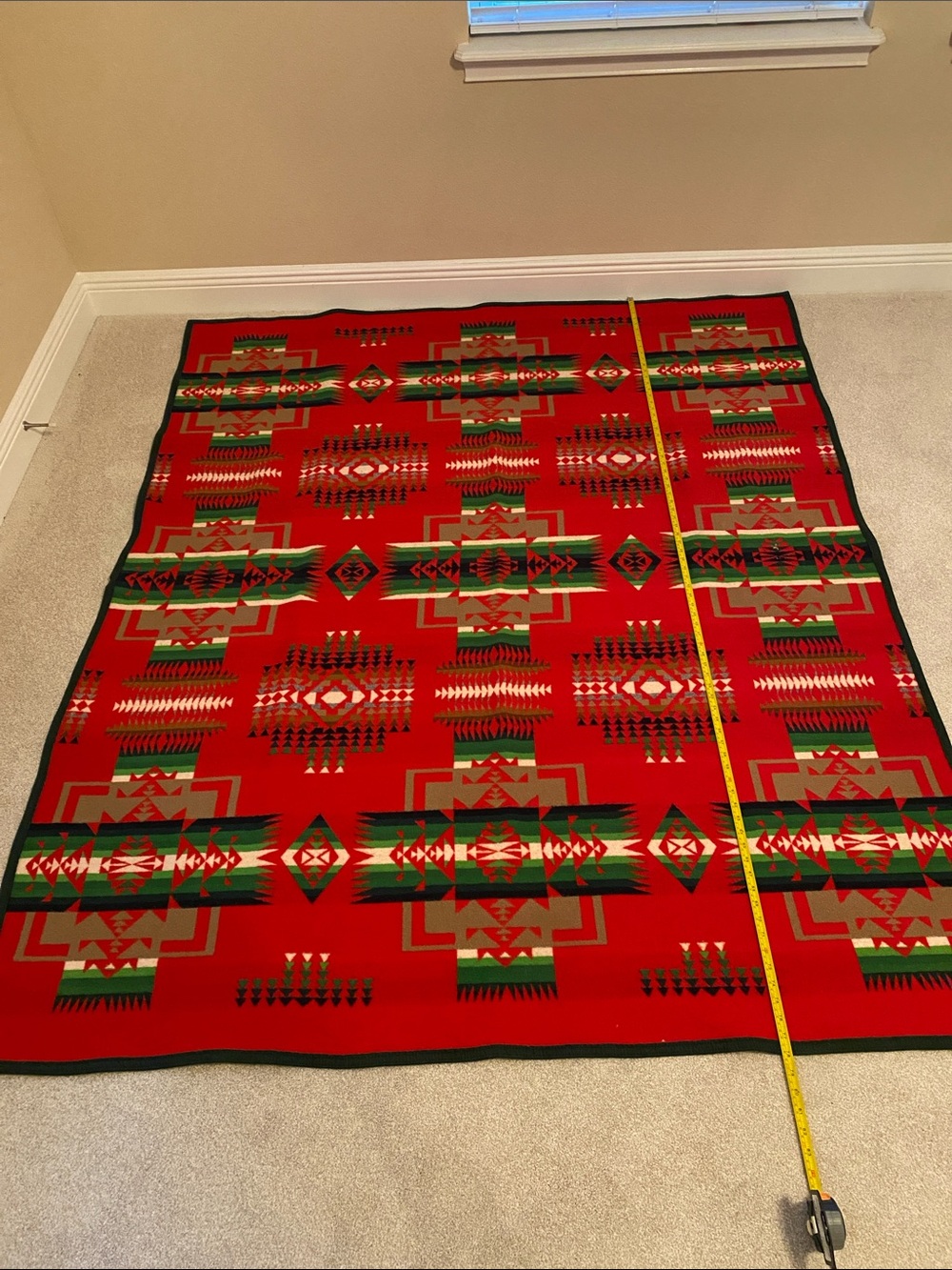 Beaver State Pendleton. Southwestern Red Throw Blanket with Green Accents